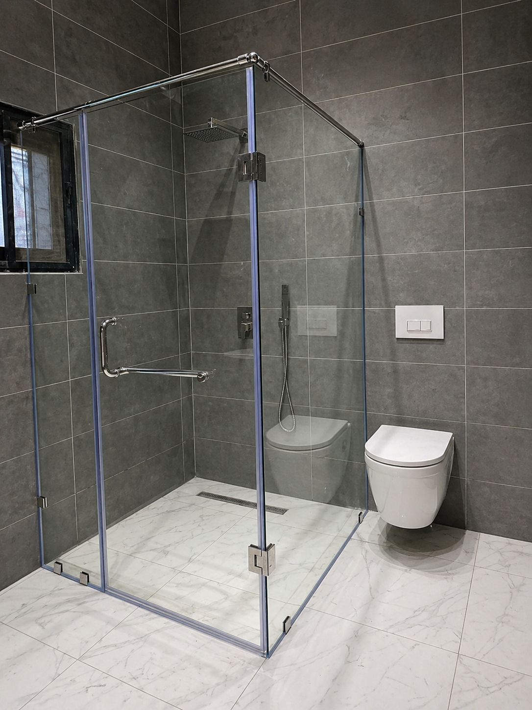 Frameless Shower Enclosure